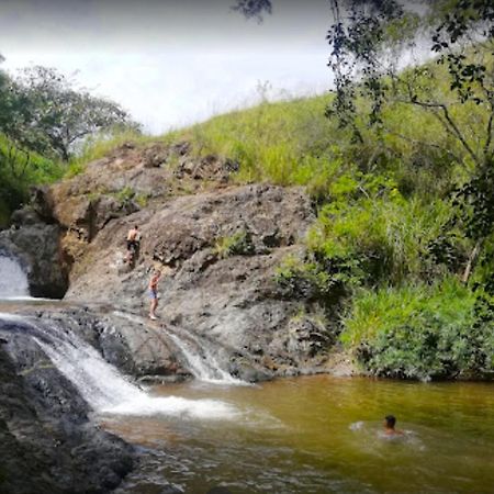Finca Villa Chalet Del Rio Cali Farm Villa Chalet Cali River Buitenkant foto