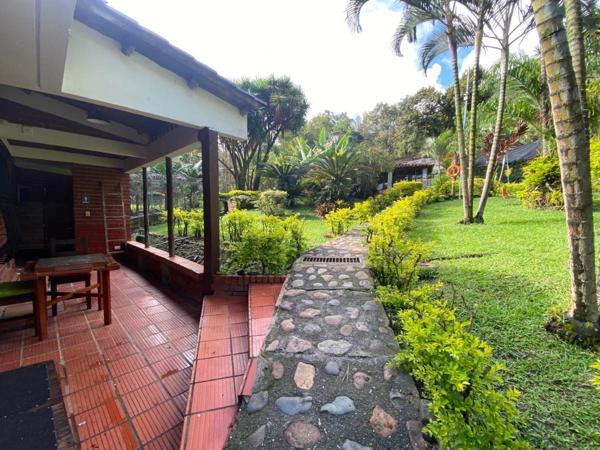 Finca Villa Chalet Del Rio Cali Farm Villa Chalet Cali River Buitenkant foto