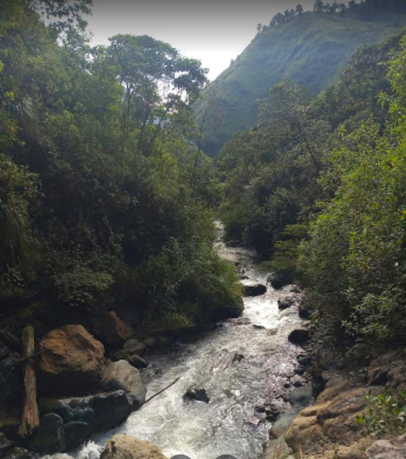 Finca Villa Chalet Del Rio Cali Farm Villa Chalet Cali River Buitenkant foto