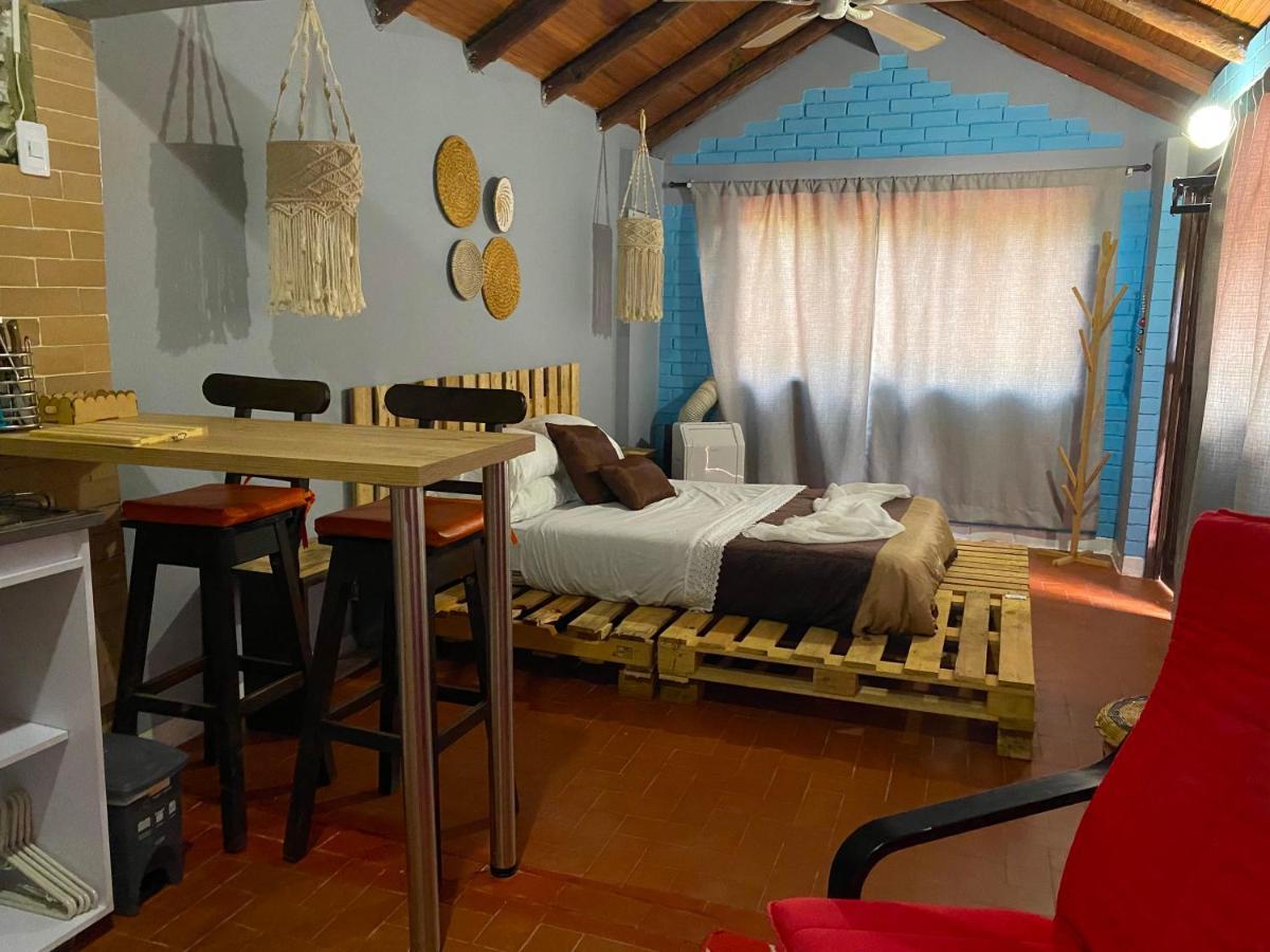 Finca Villa Chalet Del Rio Cali Farm Villa Chalet Cali River Buitenkant foto